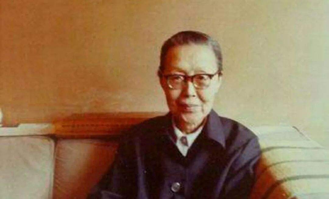 张爱玲姑姑张茂渊的爱情，跨越五十多年终不悔，坚持的底气从哪来