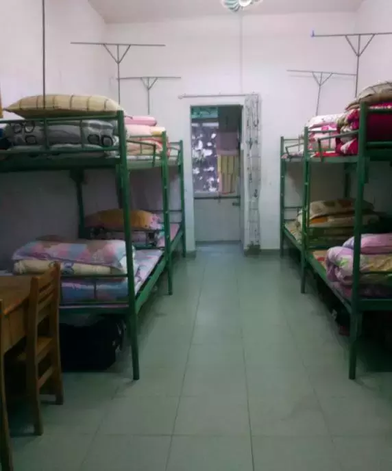 广东最坑爹vs最壕的大学宿舍！你们感受一下，这区别扎心了