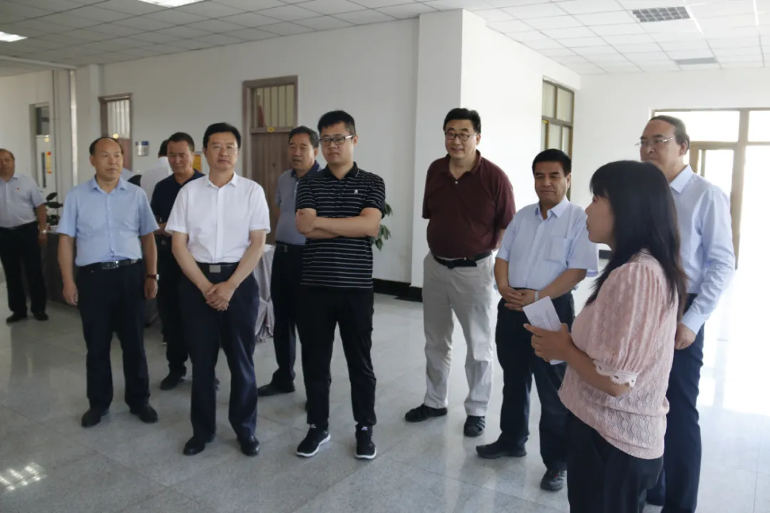 白银矿冶学院举行教育部、有色行业教育汇报会暨留学生毕业典礼