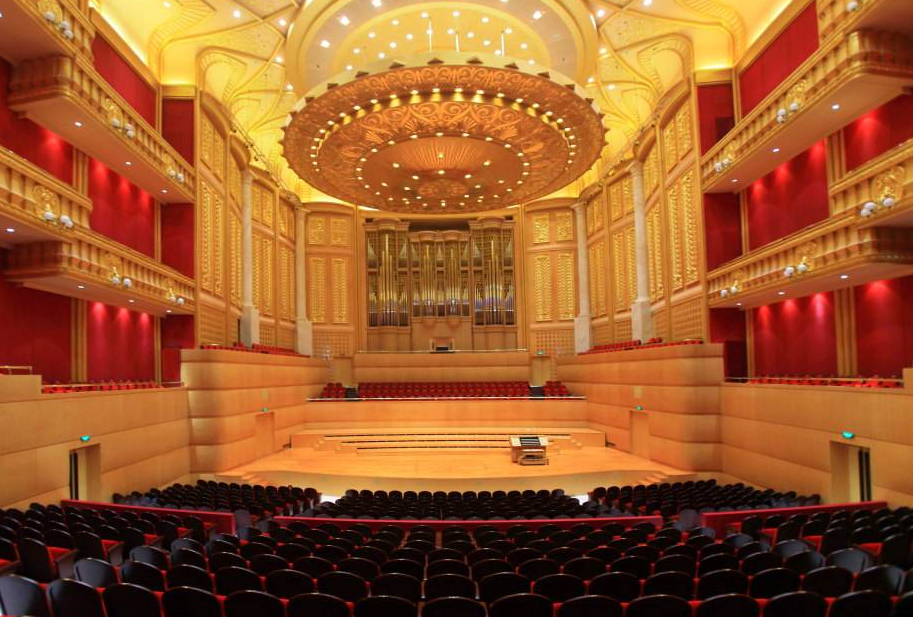 为啥明星扎推报考伯克利？它是“野鸡大学”吗？在国内水平如何？