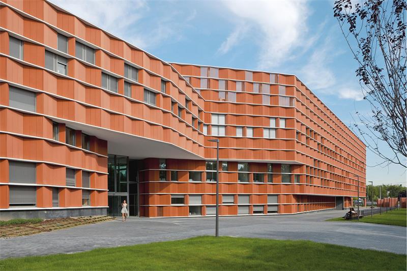 3,马德里卡洛斯三世大学