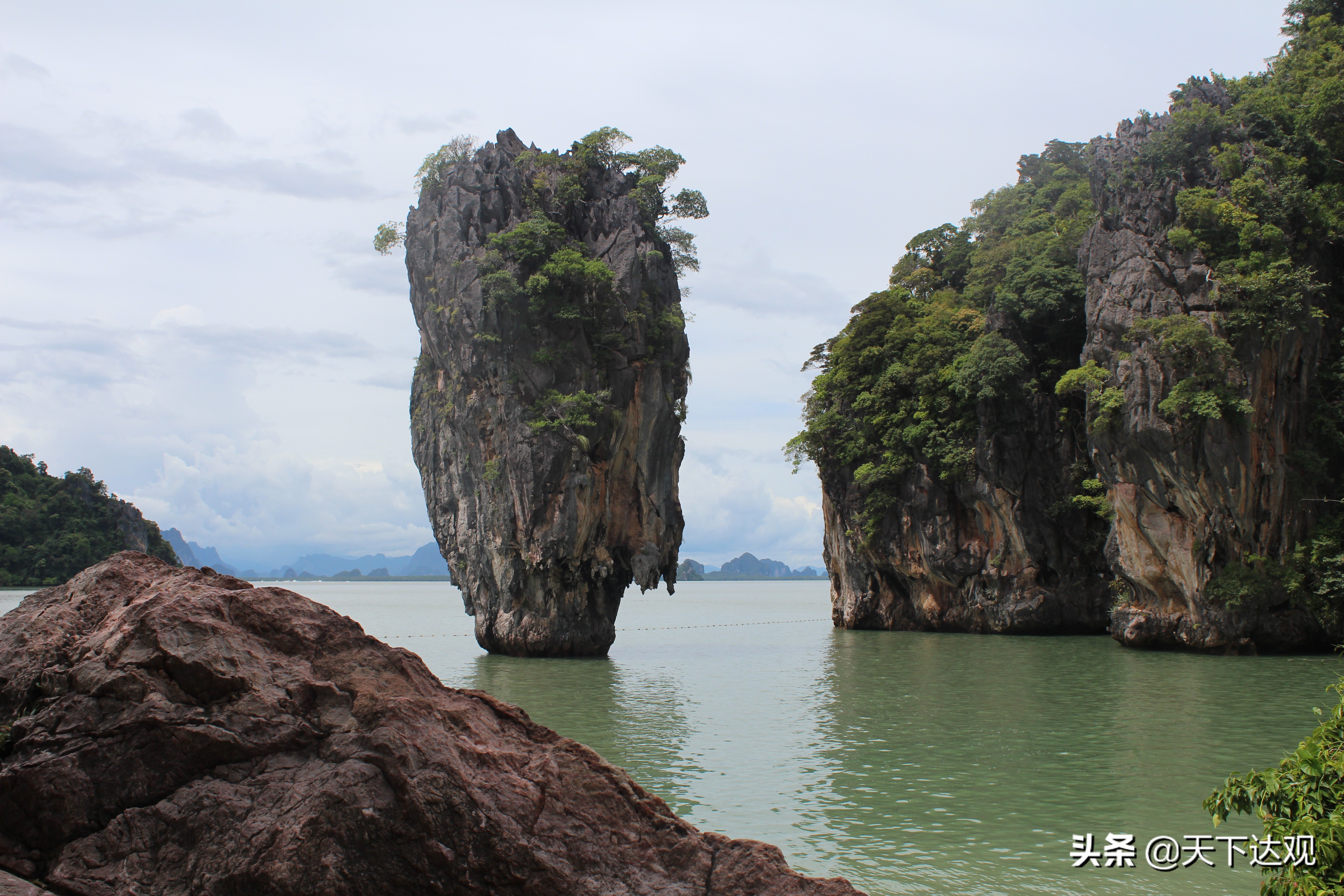 普吉岛|泰国最大的岛屿,岛上环境纯净,是一座著名的度假岛
