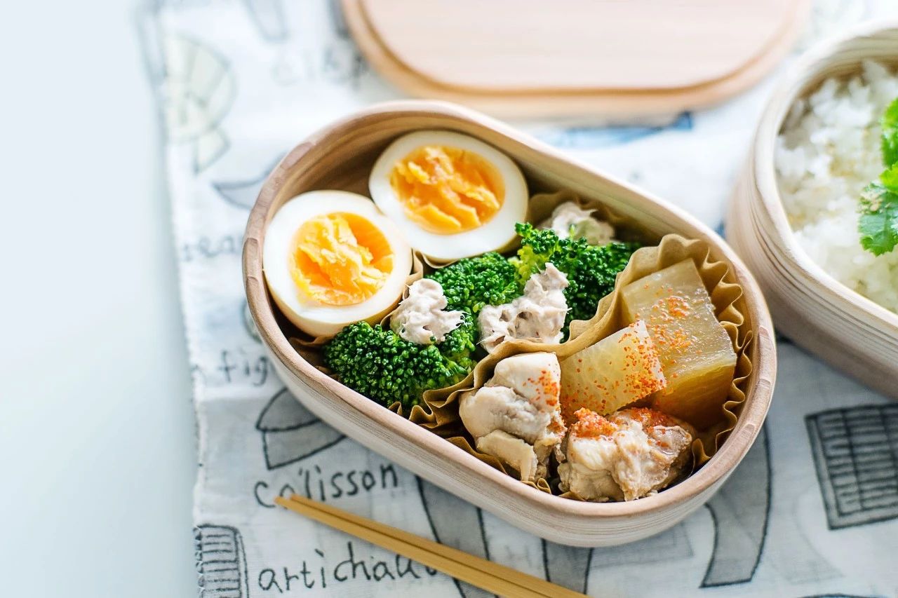 日本一位上班族妈妈的便当盒饭,简单好学,省时省力,吃出精致