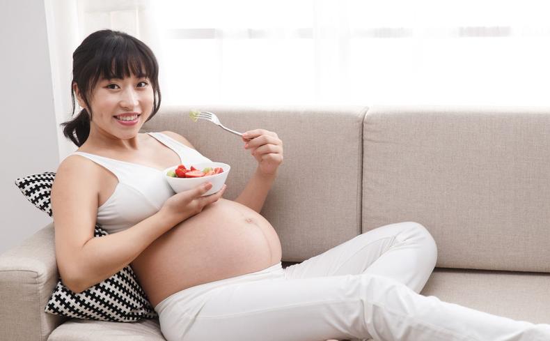 闺蜜怀孕送什么（闺蜜生了宝宝我应该送什么）