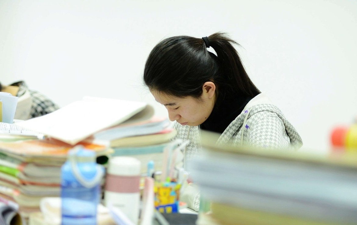 2021年高考分析：学生选择这些科目组合，分数再低，也能躺赢