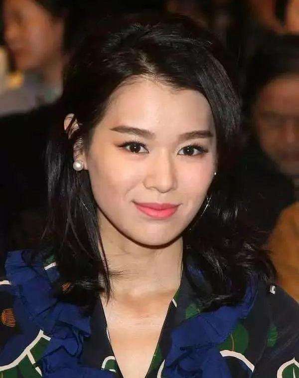 发腮？咬肌肥大？方脸女孩不削骨磨腮如何变美？如何拯救时髦感？