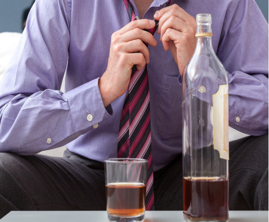 怎样才能快速解酒？不是蜂蜜、浓茶，告诉你真正有效的方法