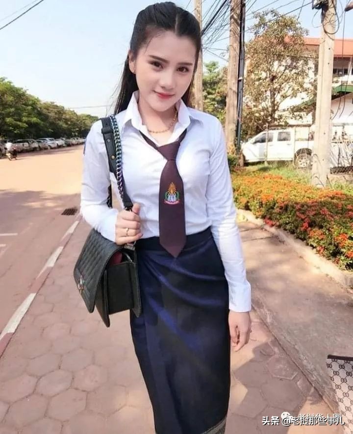 我要去老挝留学！老挝国立大学小姐姐们....太好看了