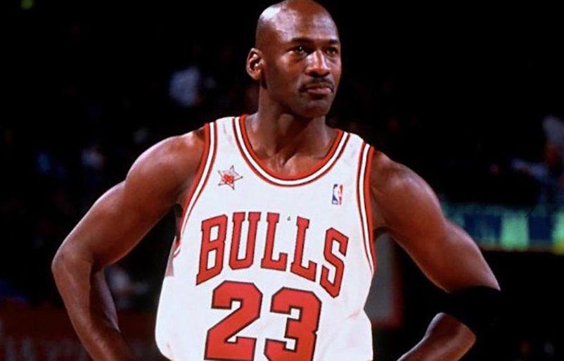 颜值实力并存！盘点NBA又帅又能打的十大球星：科比仅排第三名