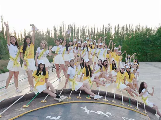 世界旅游小姐畅游巴彦淖尔，美女＋美景，保证让你看花眼