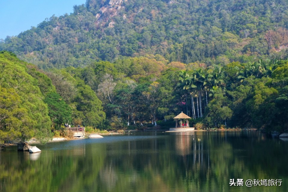 厦门这所临海而建大学，校园优美，沙滩迷人，被誉为中国最美大学