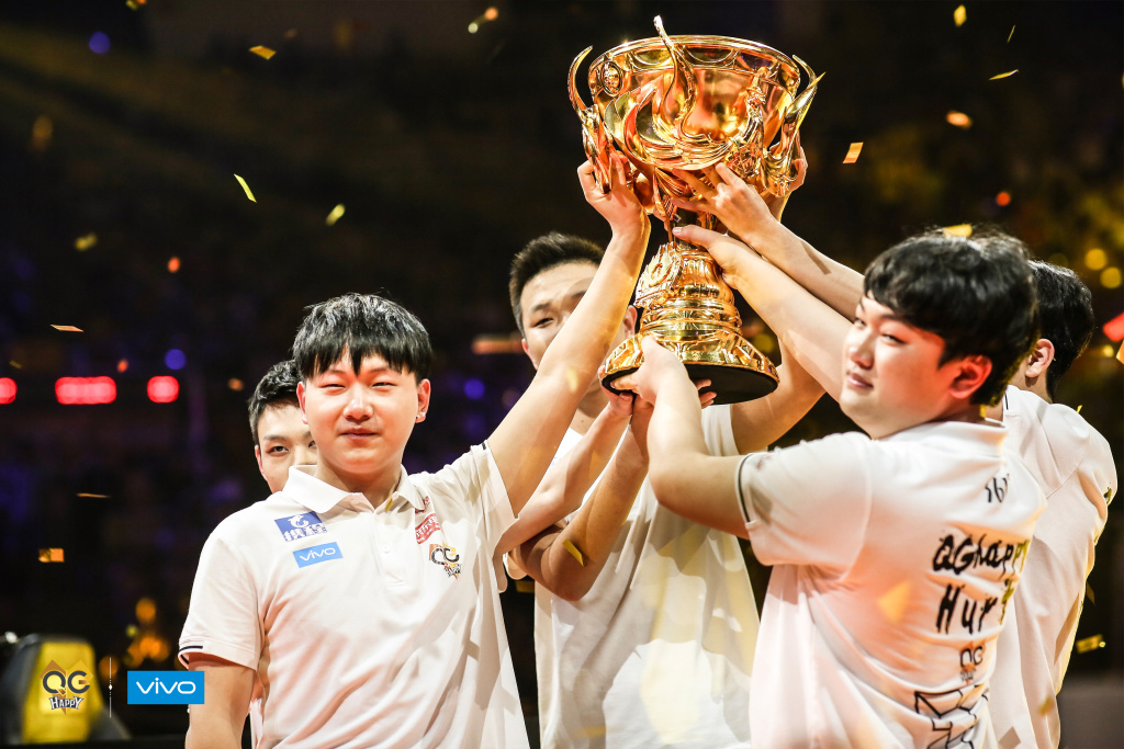 kpl经典梗:estar等训练赛三兄弟抱团取暖,qg五虎无人超越