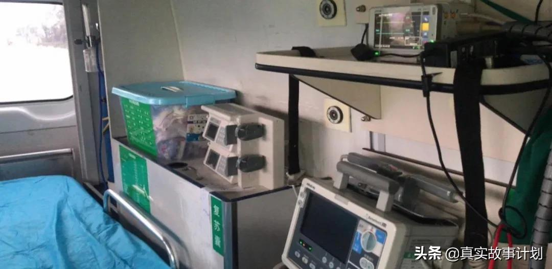 急诊，医护学生入门修炼场：适应忙碌、适应生死