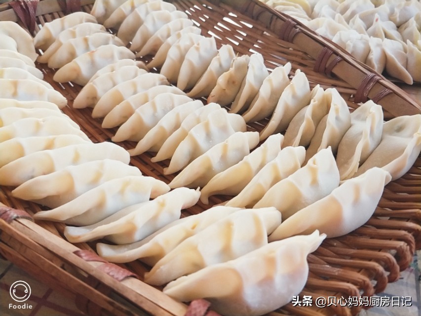 第一次用酸菜做饺子馅(第一次用酸菜做饺子馅怎么办)