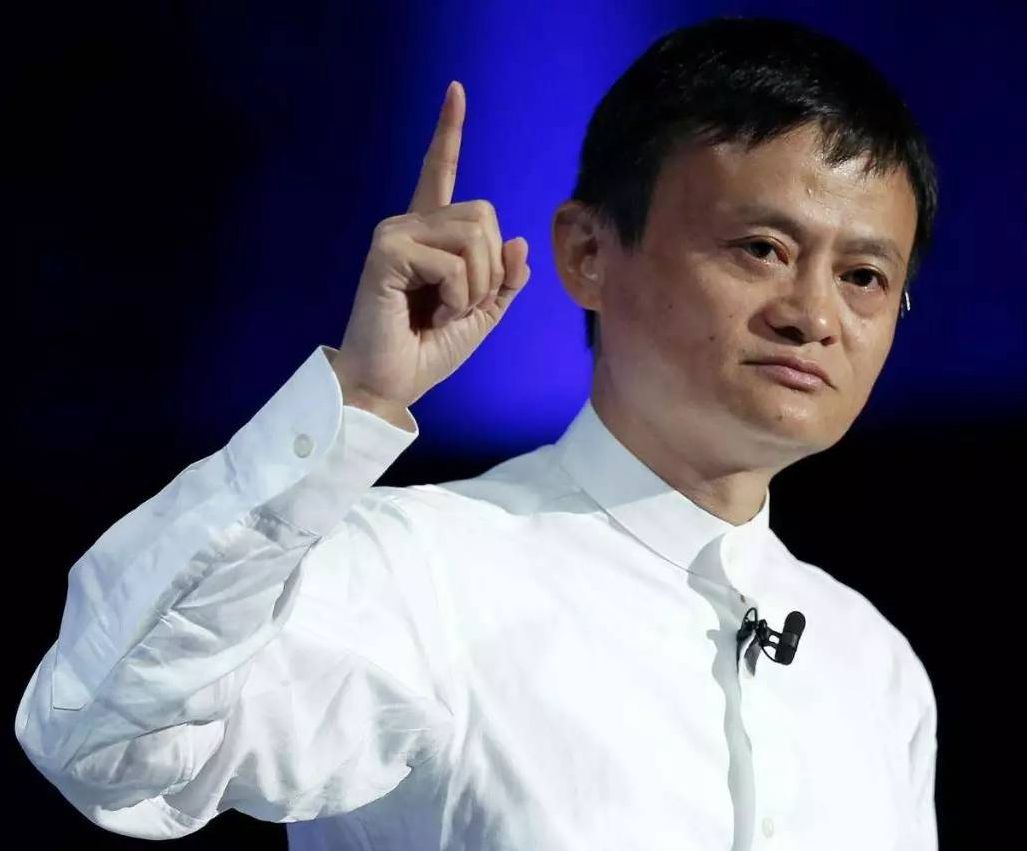 马云真实面目曝光引热议，昔日光环褪去后公众形象大反转