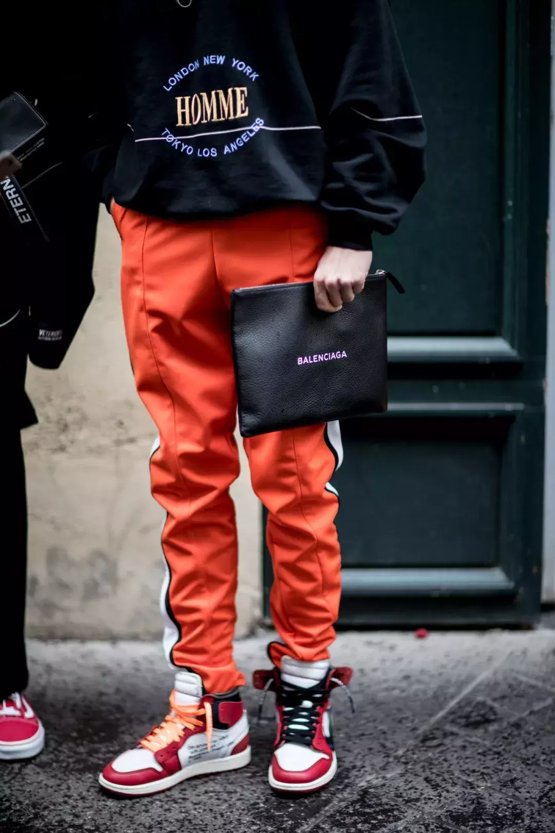 Compelling have to rely on bright orange