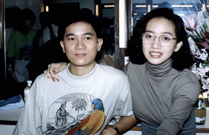 梅艳芳罕见照：从4岁到40岁，34张照片看尽“女人花”短暂的一生