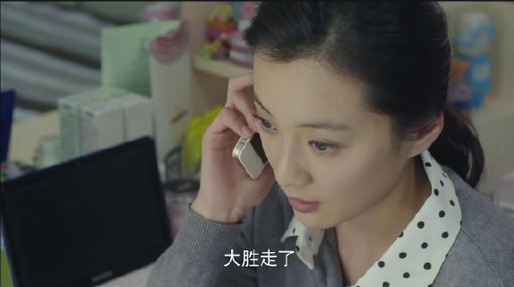 《秋蝉》39岁刘欢撞脸李佳琦，曾拒章子怡橄榄枝，今因任嘉伦被嘲