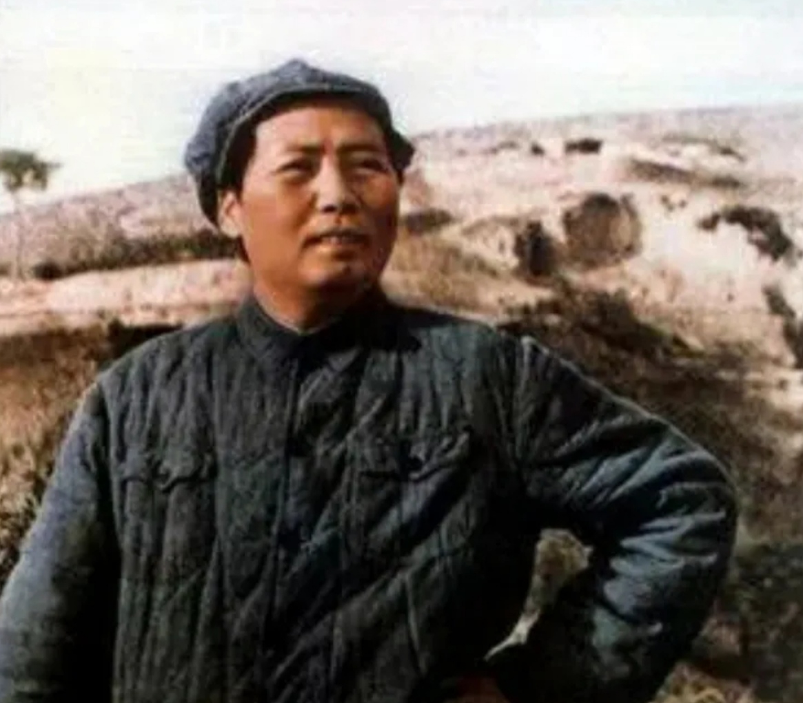 不到长城非好汉，登临雄关方知中华脊梁之壮阔与千年沧桑之魂。