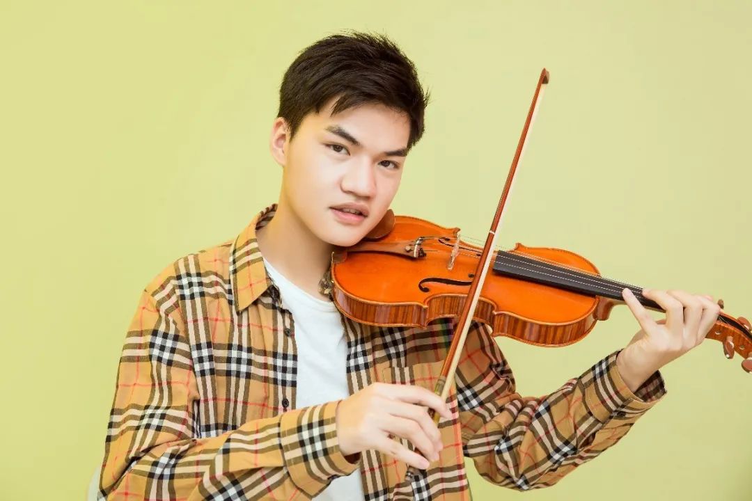 勤奋上进好青年李彦祺：青春力量 不负韶华