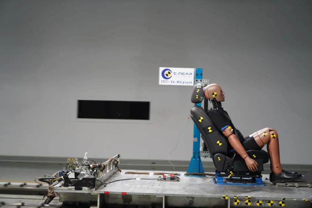 C-NCAP四项碰撞测试表现优异，风行T5 EVO是如何做到