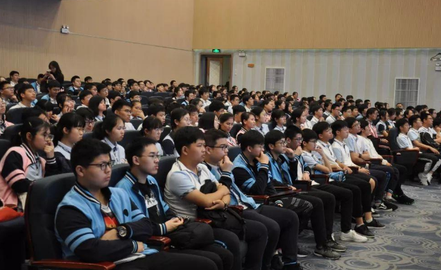 江苏一所低调的高中，实力强一本上线率高，地位不输衡水中学