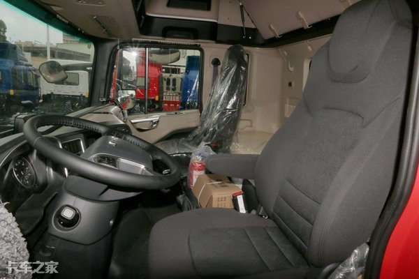 27万买前四后四载货车,还要豪华驾驶室,看看江淮格尔发a5w咋样