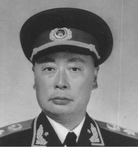 陈毅病逝，周恩来刘伯承痛哭流涕，毛主席最后一刻出现在追悼会上