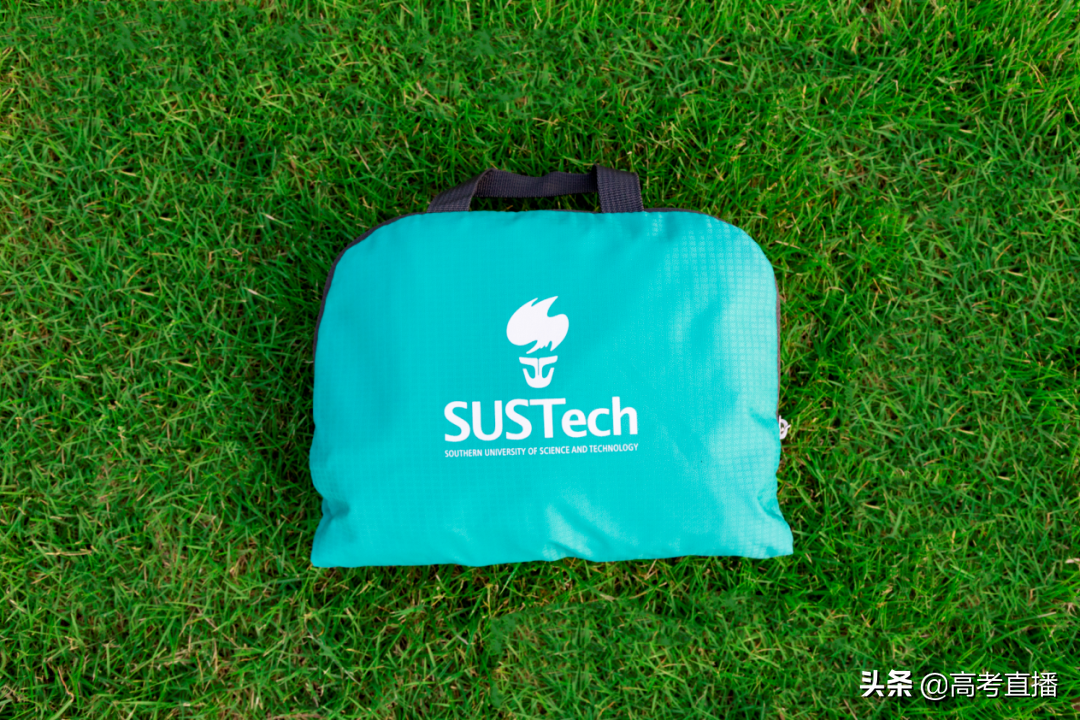 广东这所大学发出全国最长录取通知书！又8所院校录取通知书曝光