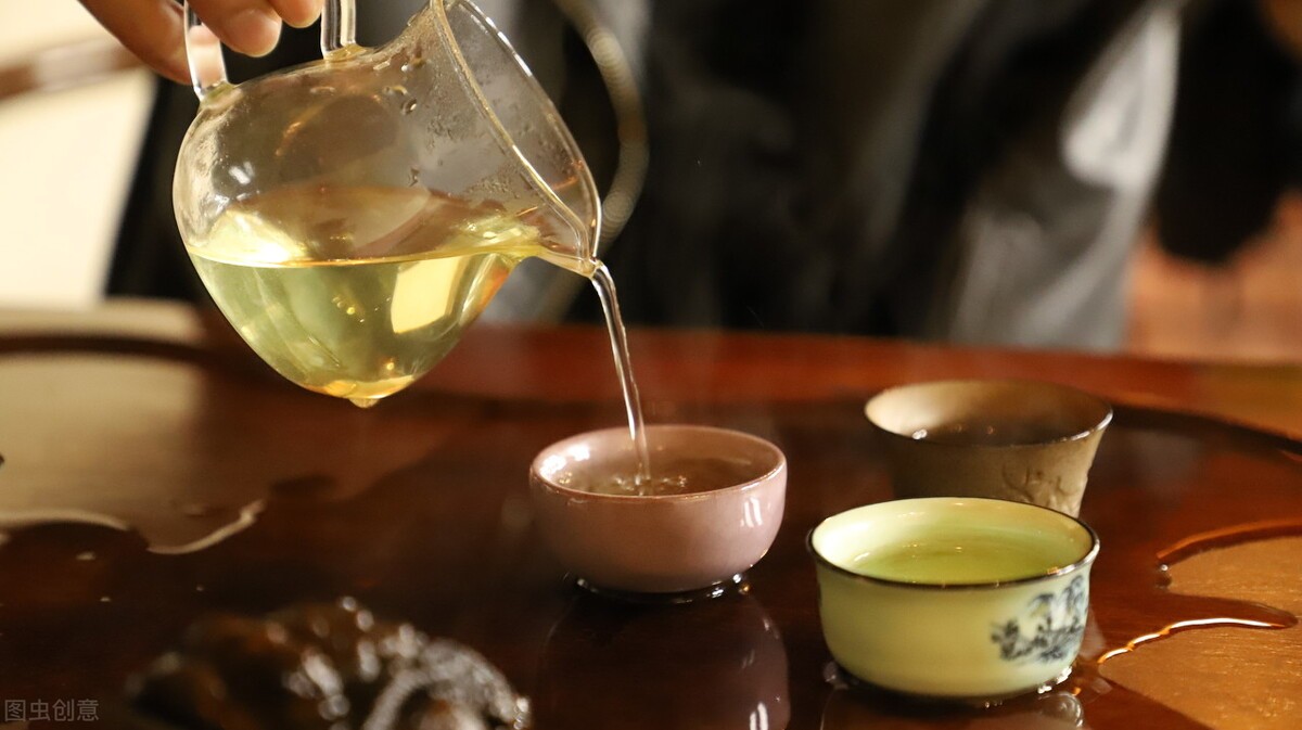 茶不仅仅解渴，常喝茶4大好处不请自来！尤其是在春暖花开的季节