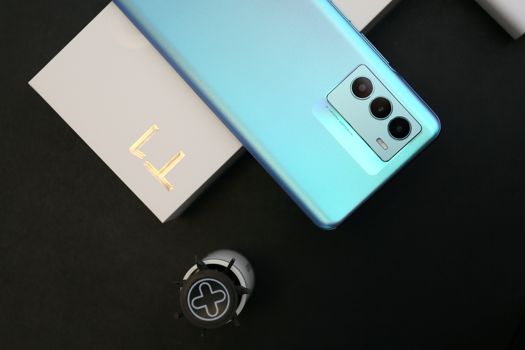 安兔兔10月份中端手机性能排行出炉，快来看看有没有你的菜？