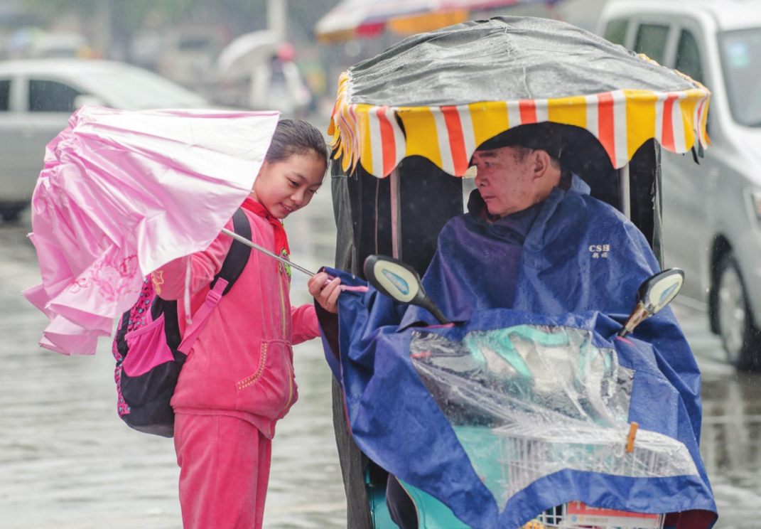 教育部发布通知，中小学将调整上课时间，学生们也能睡到自然醒了