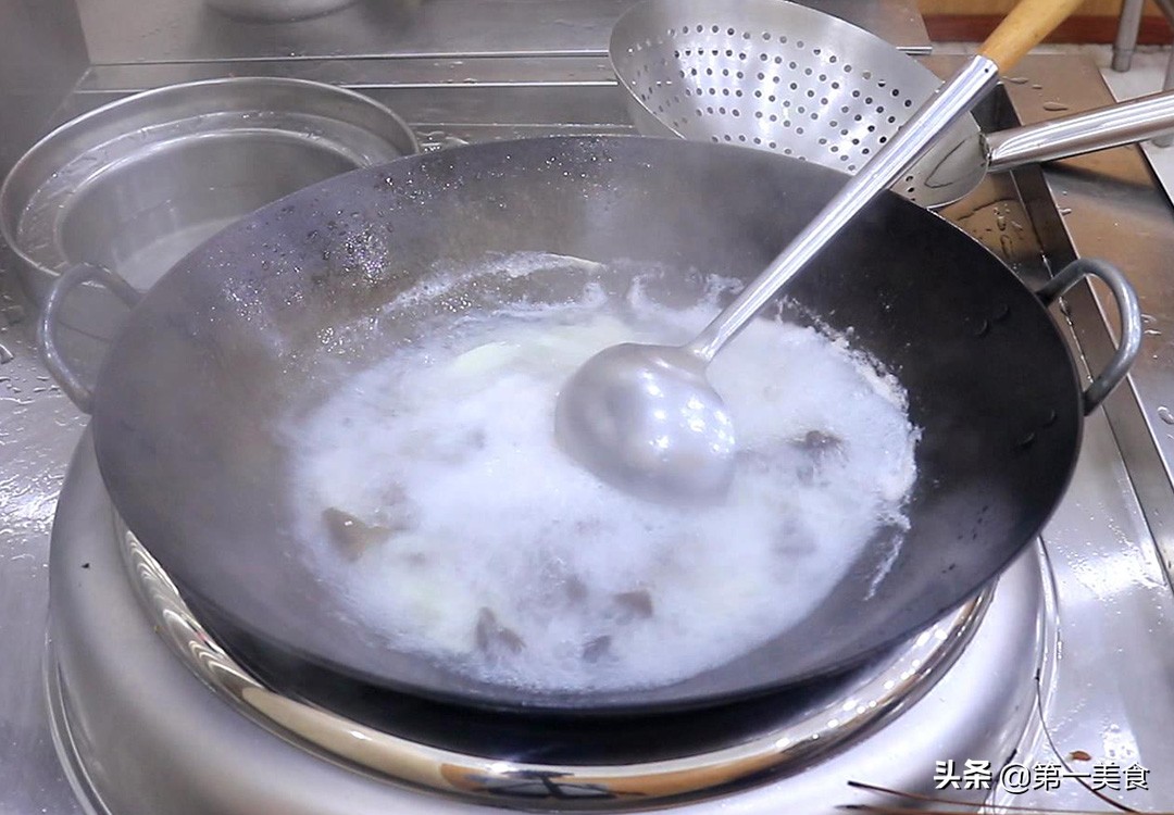 大鱼大肉吃腻了，试试这5道素食家常菜，清淡营养不油腻，太香了