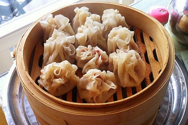 沈阳十大特色美食：传统工艺与现代口感完美融合的东北风味