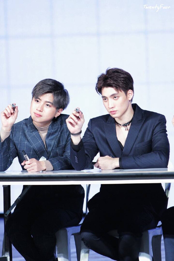 留下一段你最喜欢的他泰cp的文案吧