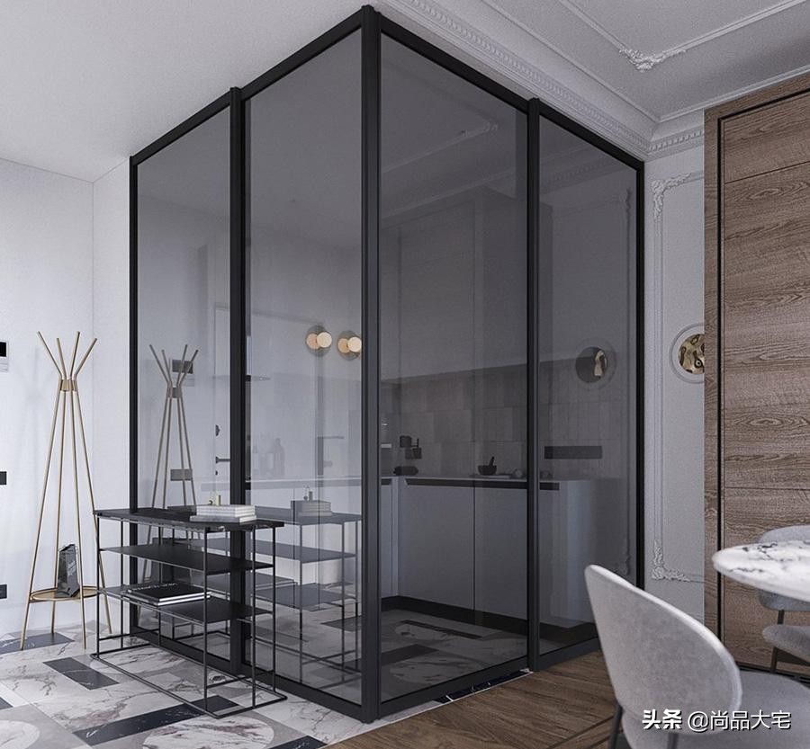 28岁女孩的38㎡公寓，既是家也是工作室，全屋大白墙宽敞大气