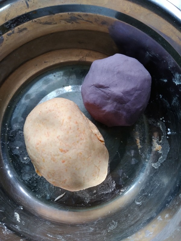 自制芋圆，软糯香甜，一口好几个，美味又嫩滑，在家也能自己做