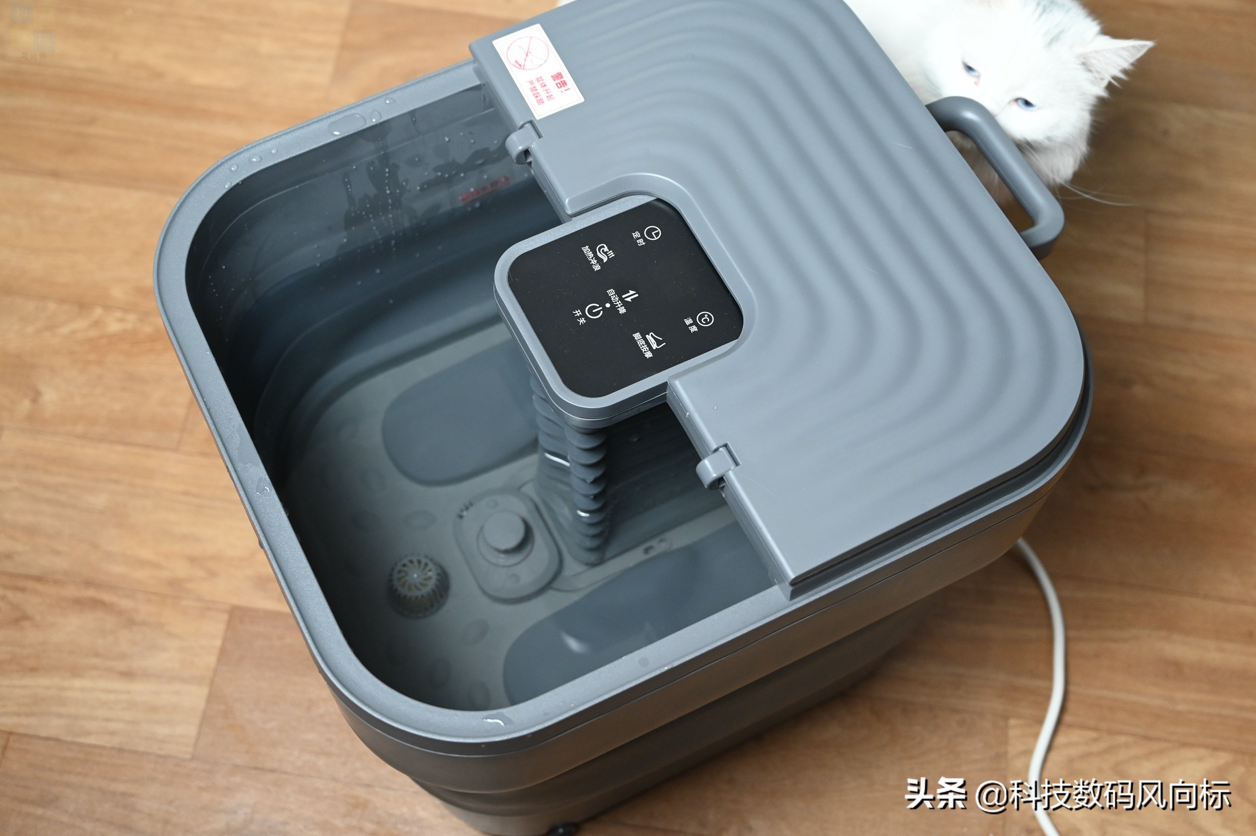 更省地儿足浴器，按摩效果也很好，HITH智能自动折叠足浴器D3体验