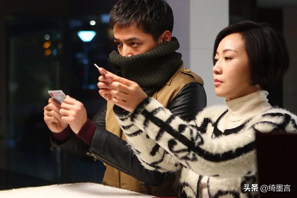 《生活启示录》：看全职主妇中年离异后如何赢得爱情，站稳职场