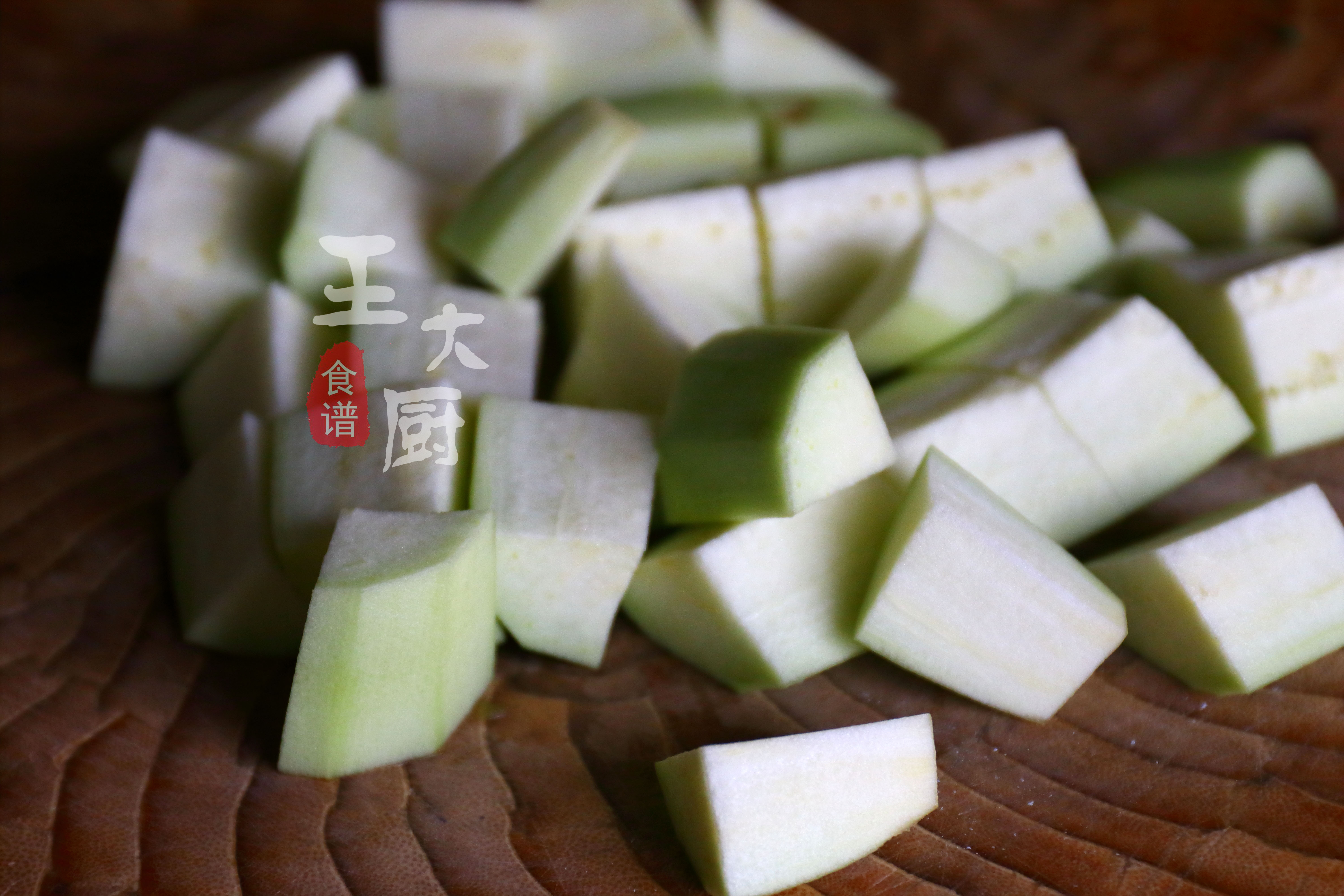 咸蛋黃茄子,咸蛋黃茄子的做法