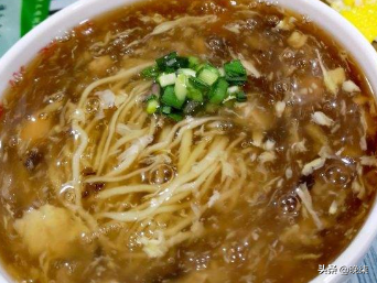 这篇文章把我看饿了——鱼卤面