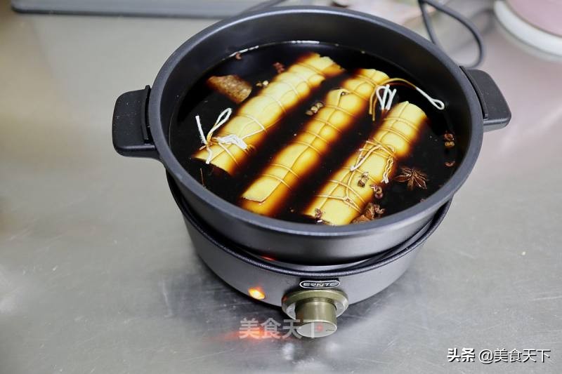 成本便宜，做法简单，豆皮的殿堂级做法