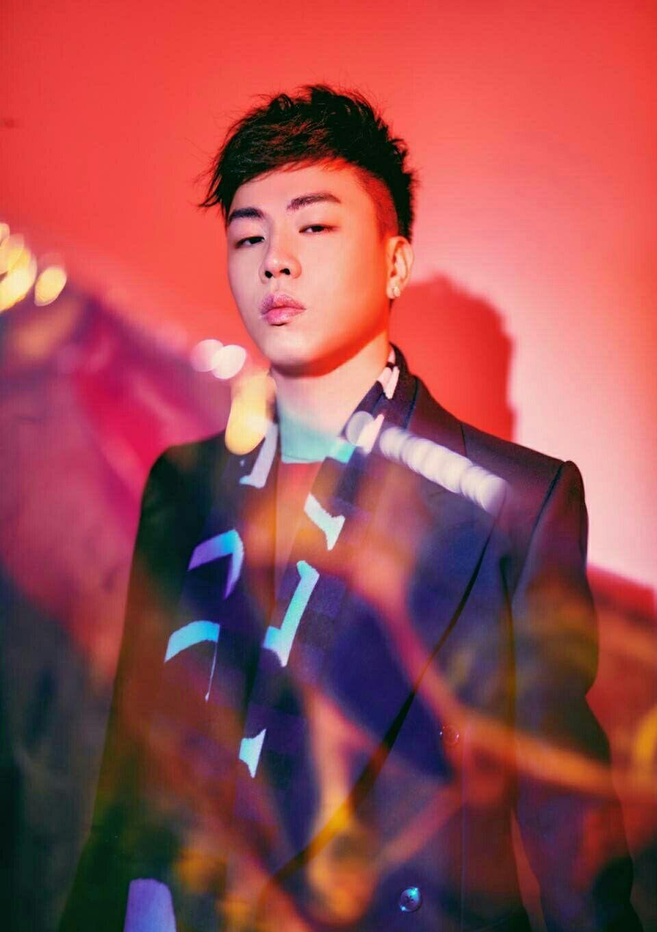 胡彦斌做孝子：给丧偶妈妈打造一片爱的绿荫