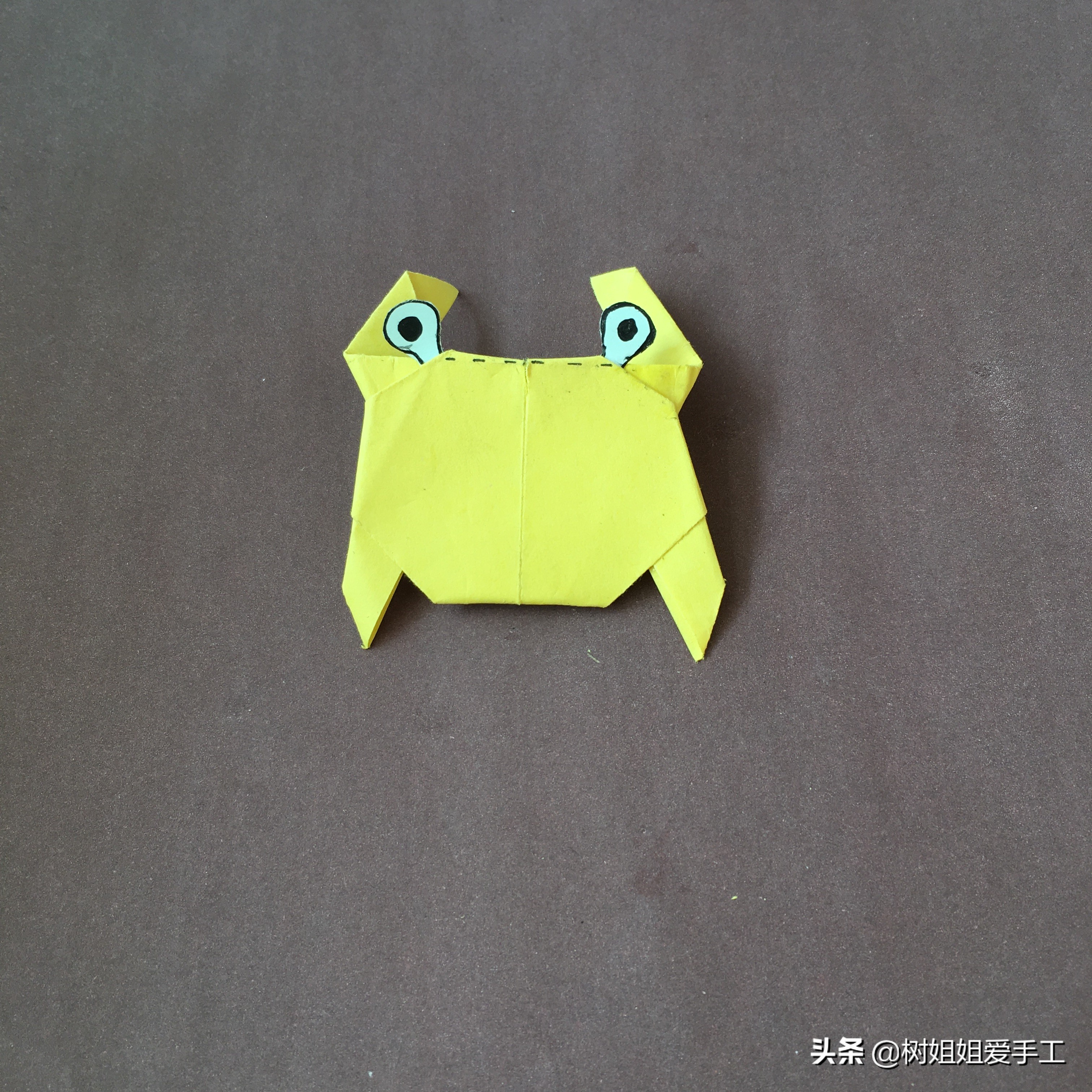 亲子手工:适合3-9岁儿童的螃蟹折法