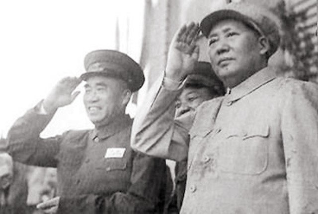 1949年，毛泽东当选主席时缺了一票