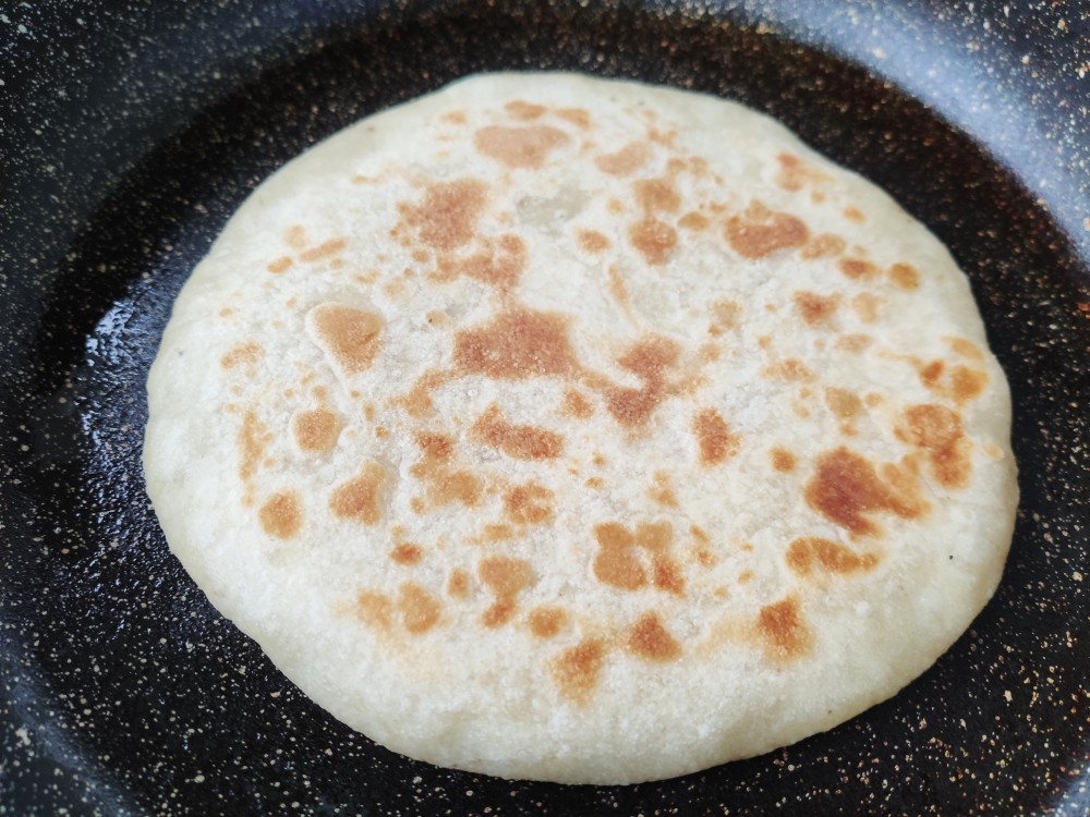 死面大饼怎么做软而不硬？用对和面水是关键，教程来了，一学就会