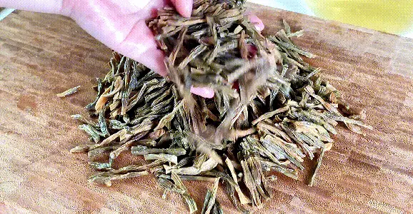 猪油渣的3种做法，酥脆可口，开胃下饭，是小时候的味道