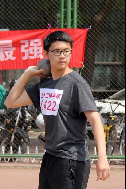 保送985，奖学金拿到手软！北京“男神”学霸：颜值高，学习更好