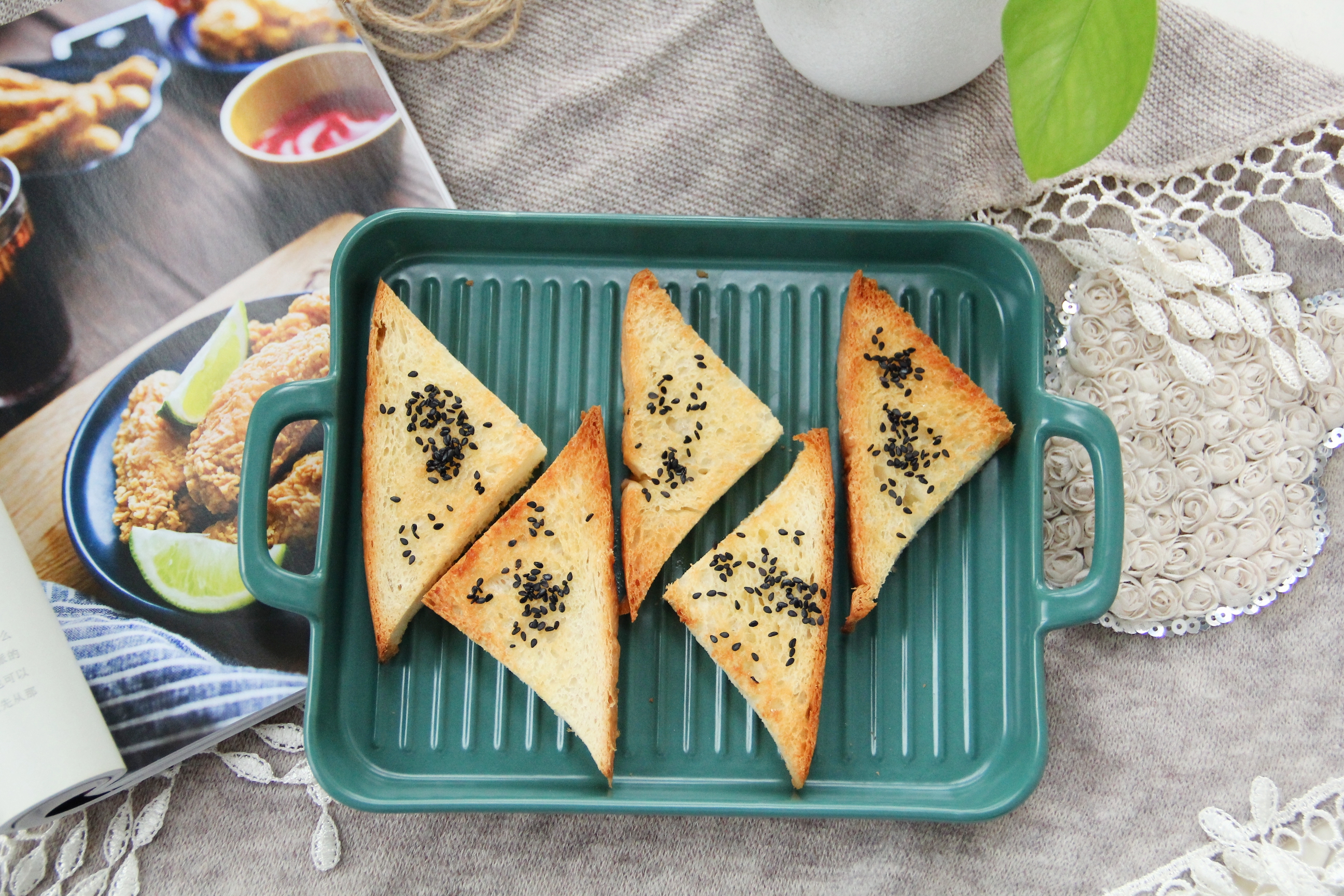 香脆带点甜,蜂蜜黄油烤吐司块,一口咬下嘎嘣脆,早餐零食安排下 - 114