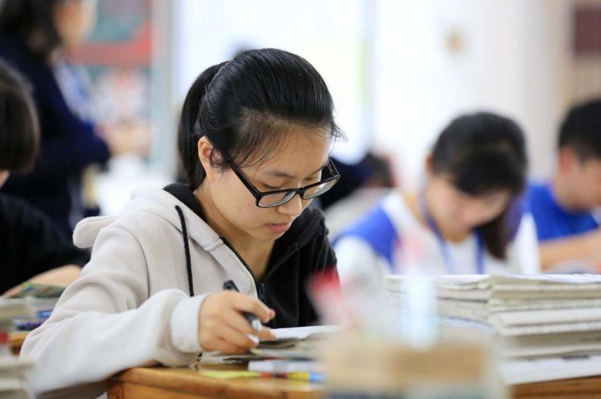 学校一度电多少钱（高三教室装空调）